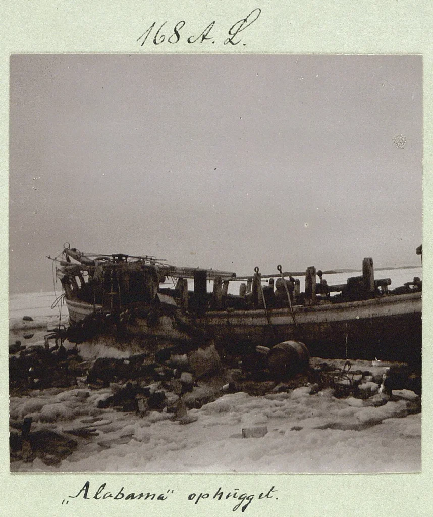 Wreck of the Alabama ship